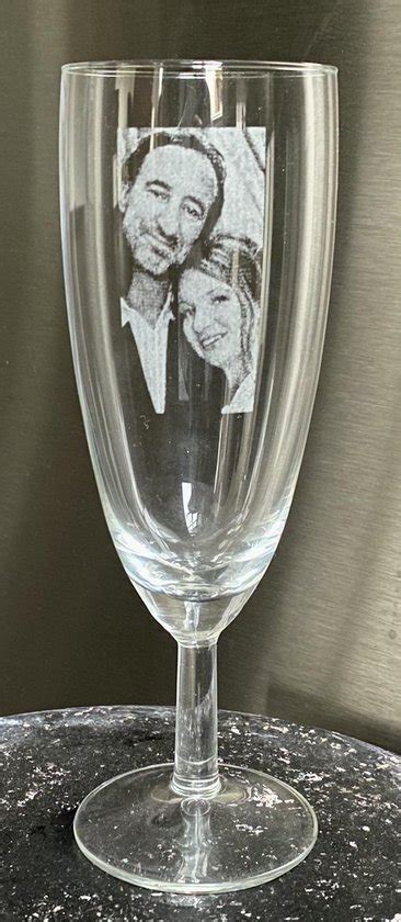 Top Tips for Stunning Glas Graveren Foto Designs